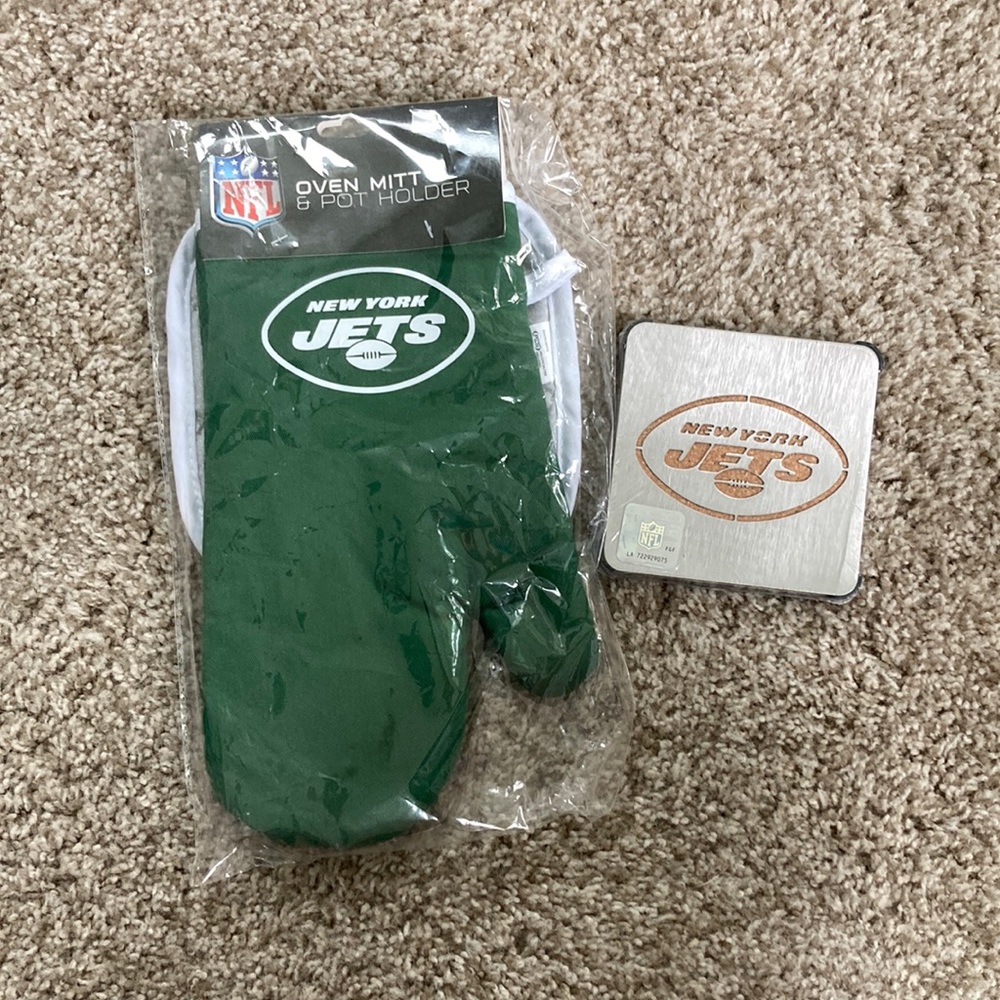 Brand New New York Jets Oven MIT and Coasters Set